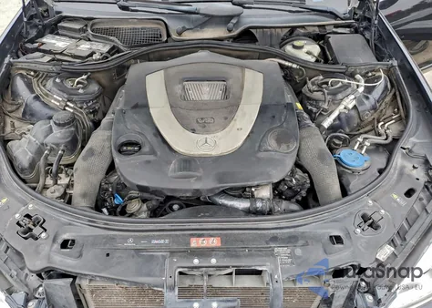 2010 Mercedes-Benz S 550 from USA, damaged, VIN WDDNG7BBXAA296820